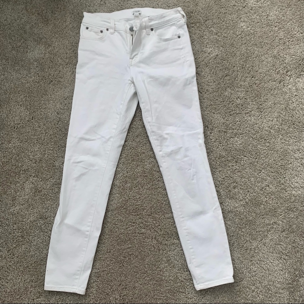 White skinny jeans